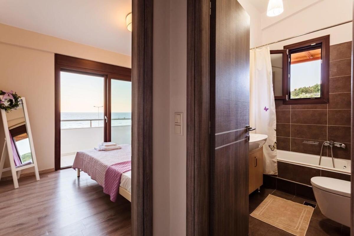 Villa Armonia - Beachfront Majestic Retreat Petalídhion Zewnętrze zdjęcie