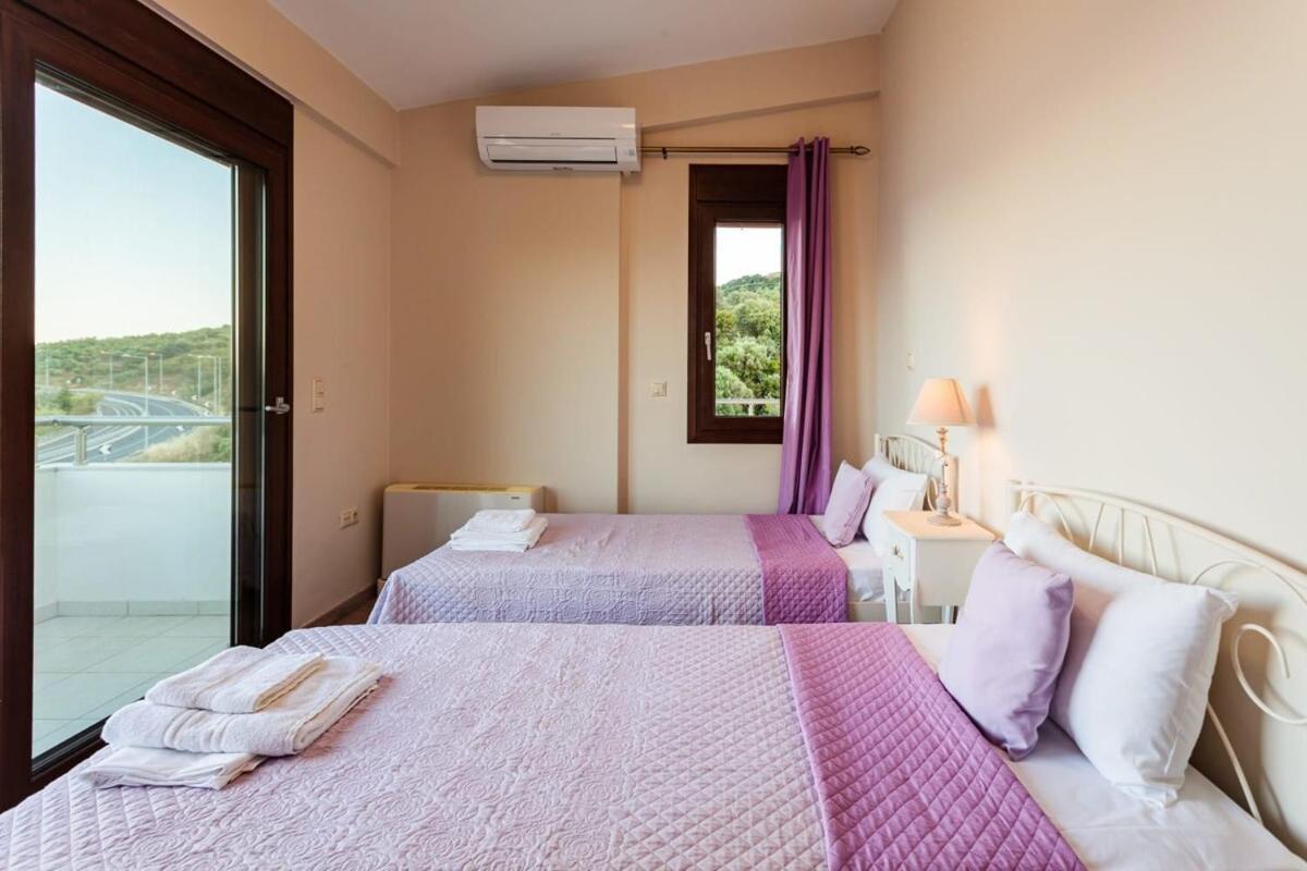 Villa Armonia - Beachfront Majestic Retreat Petalídhion Zewnętrze zdjęcie